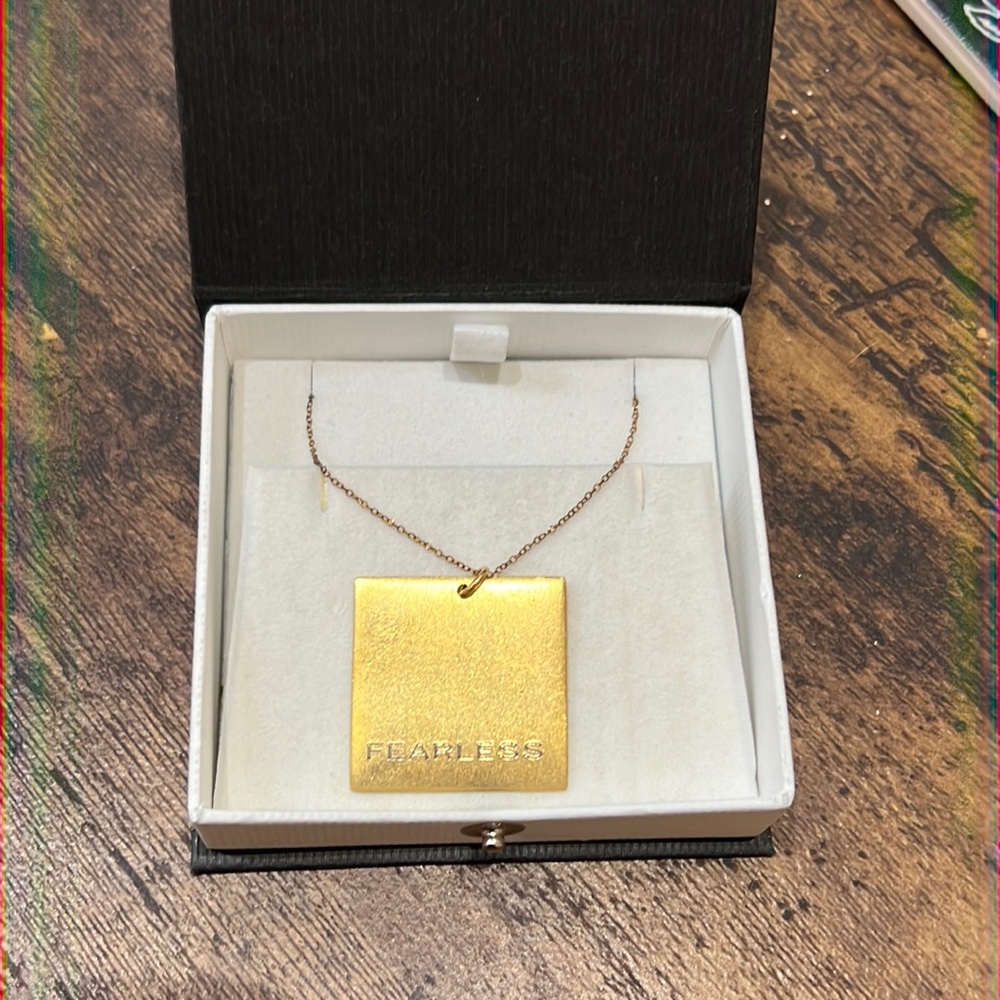 Golden Thread Fearless Square Necklace - Picture 2 of 5